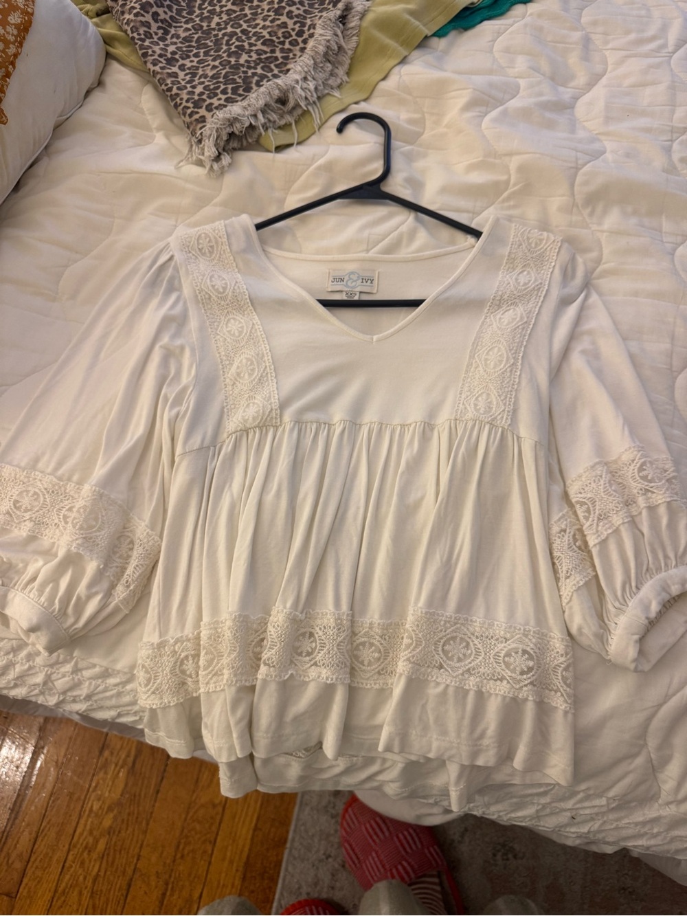 Boho Lace-Trim Peasant Blouse in Cream